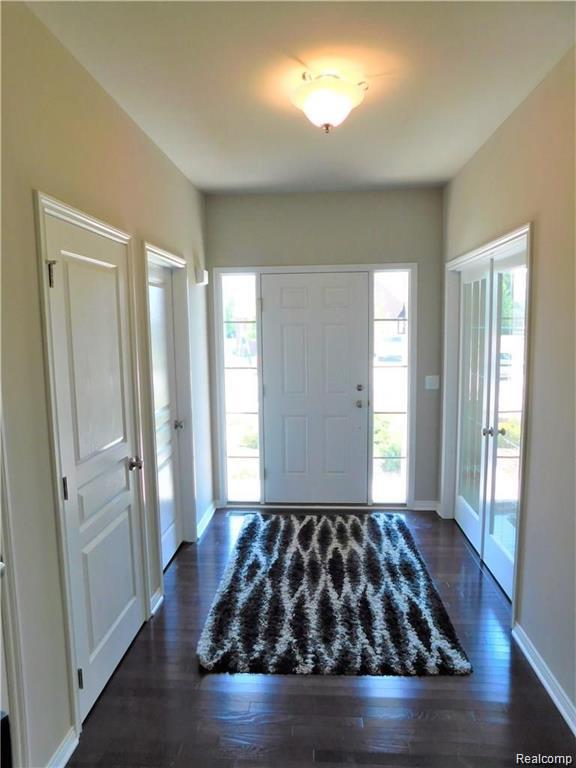 20955 Oak Ridge Drive Clinton Township, MI 48036 - Photo 2 of 20