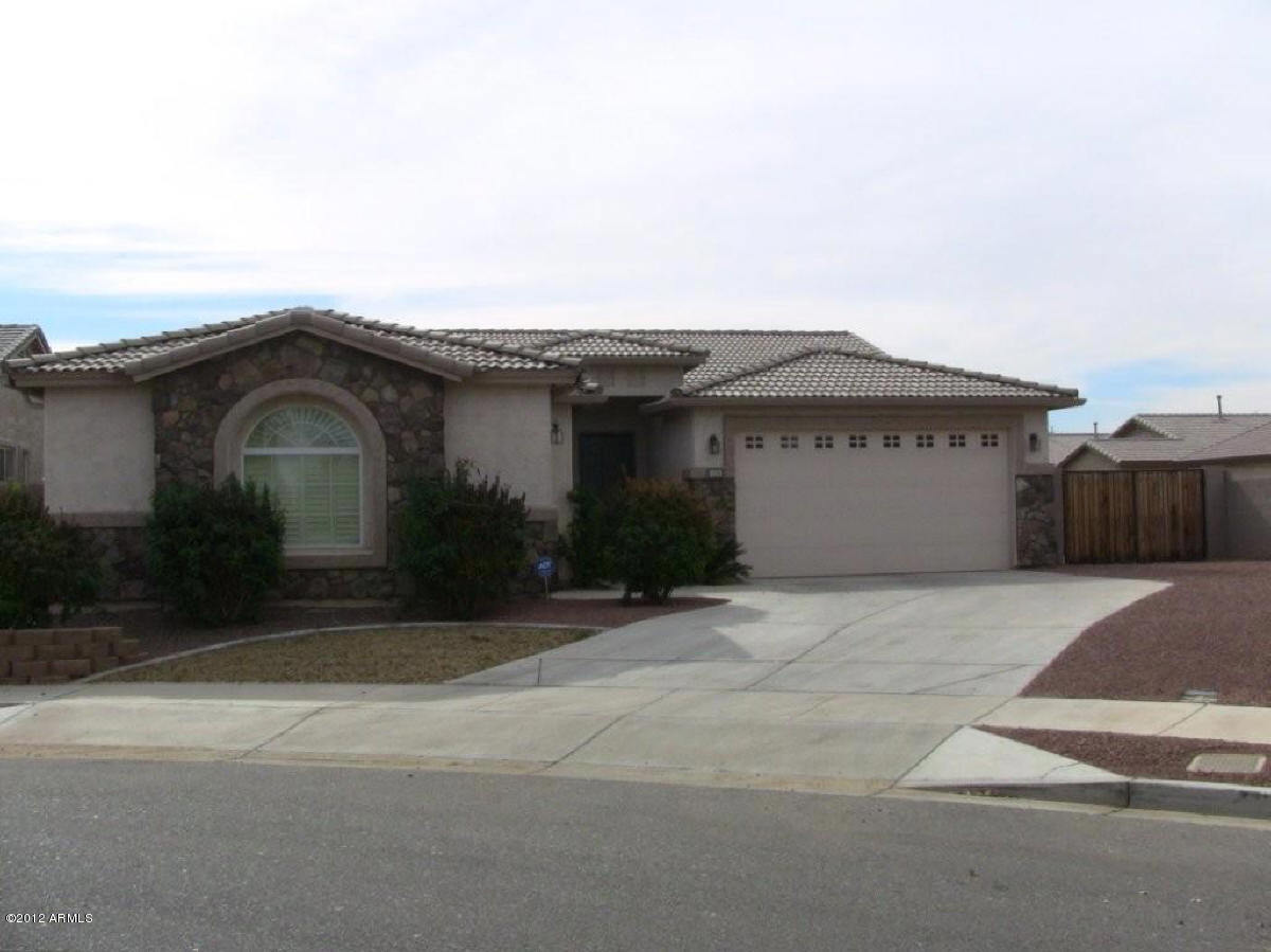 2033 West Maldonado Road Phoenix, AZ 85041 - Photo 24 of 31 Front 2
