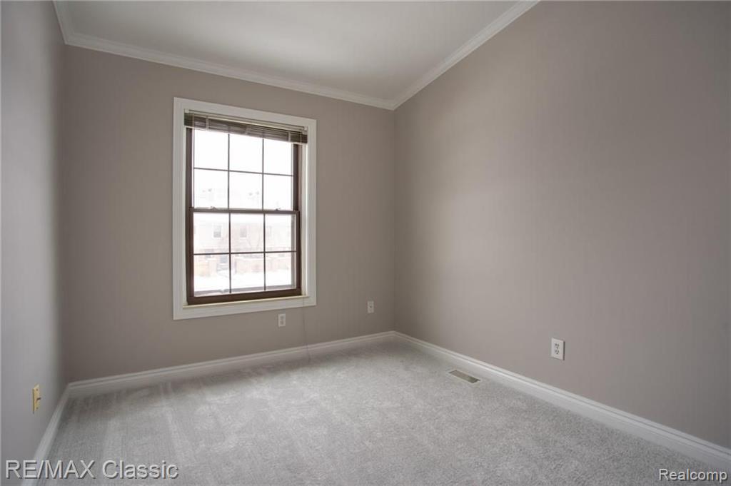 22130 Edgewater Novi, MI 48375 - Photo 17 of 22