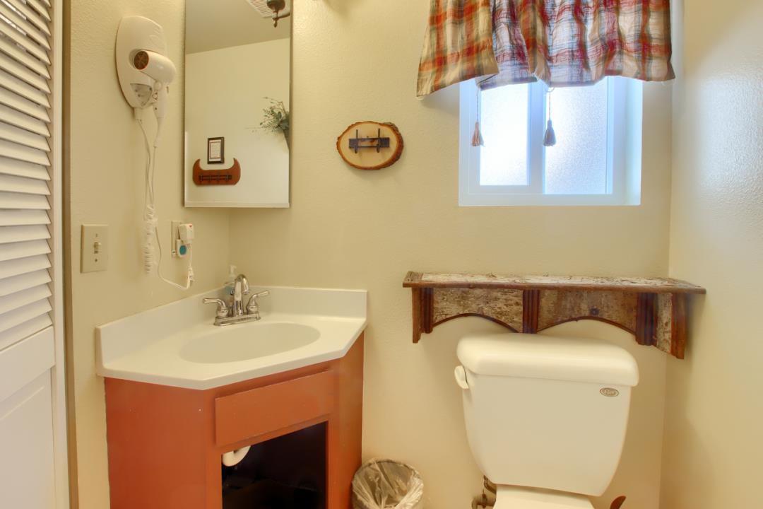 1144 Railroad Lane Fish Camp, CA 93623 - Photo 8 of 60