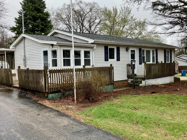 $159,900 | 3311 B Street, Rock Falls, IL 61071