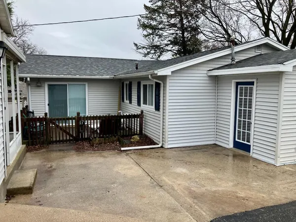$159,900 | 3311 B Street, Rock Falls, IL 61071