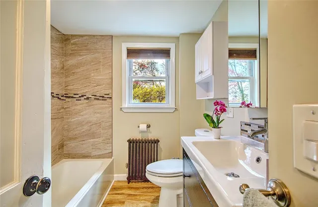 $399,000 | 31 Columbus Avenue, North Providence, RI 02911