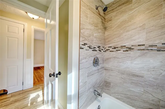 $399,000 | 31 Columbus Avenue, North Providence, RI 02911