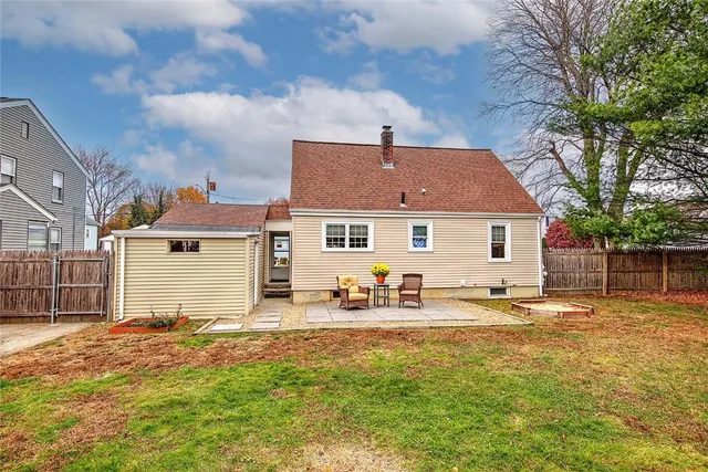 $399,000 | 31 Columbus Avenue, North Providence, RI 02911