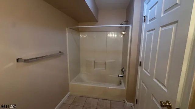 $2,250 | 399 North Avenue, Dunellen, NJ 08812