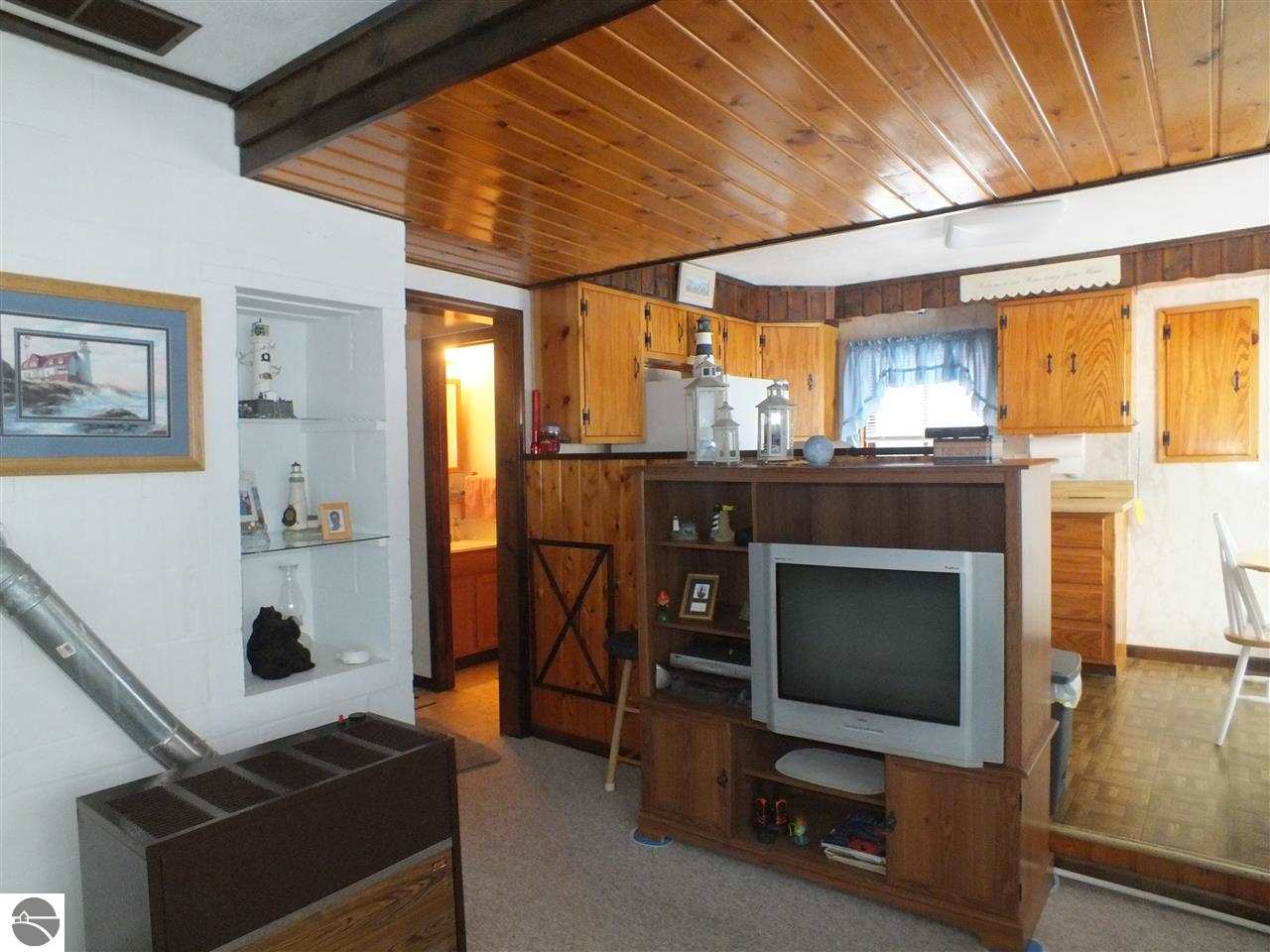 4301 Lund Road Southwest Fife Lake, MI 49633 - Photo 7 of 30 1794918-7.JPG