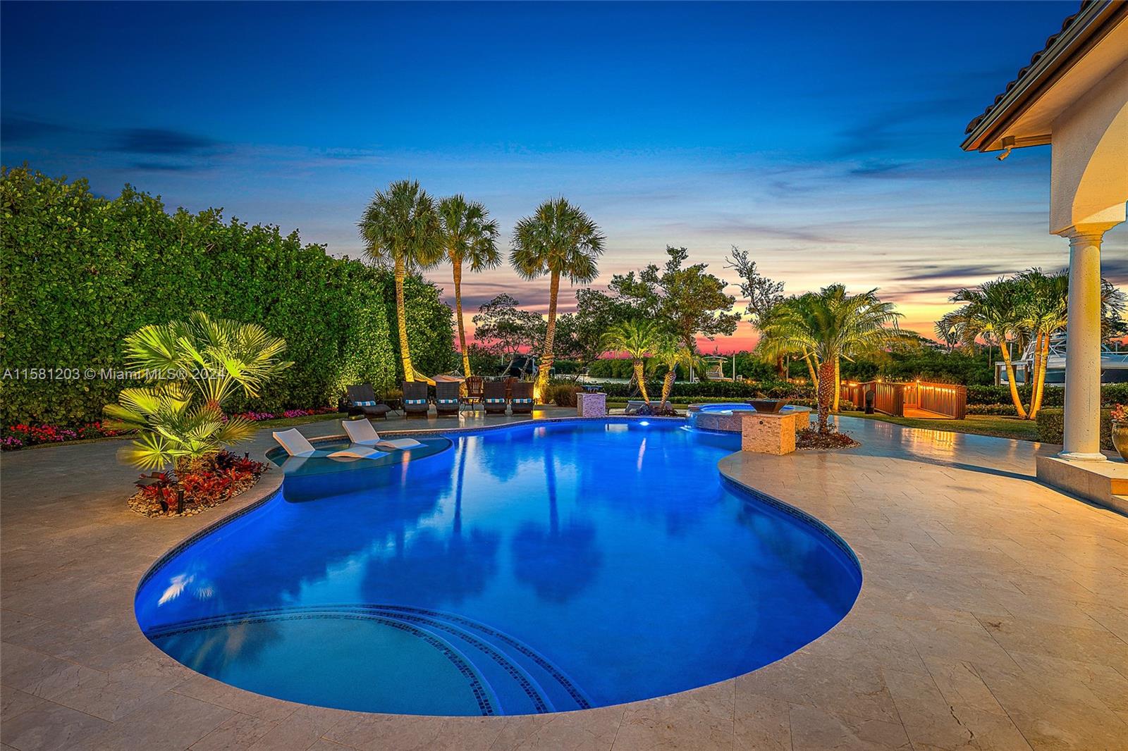 337 Old Jupiter Beach Road Jupiter, FL 33477 - Photo 8 of 40 Pool & Waterway