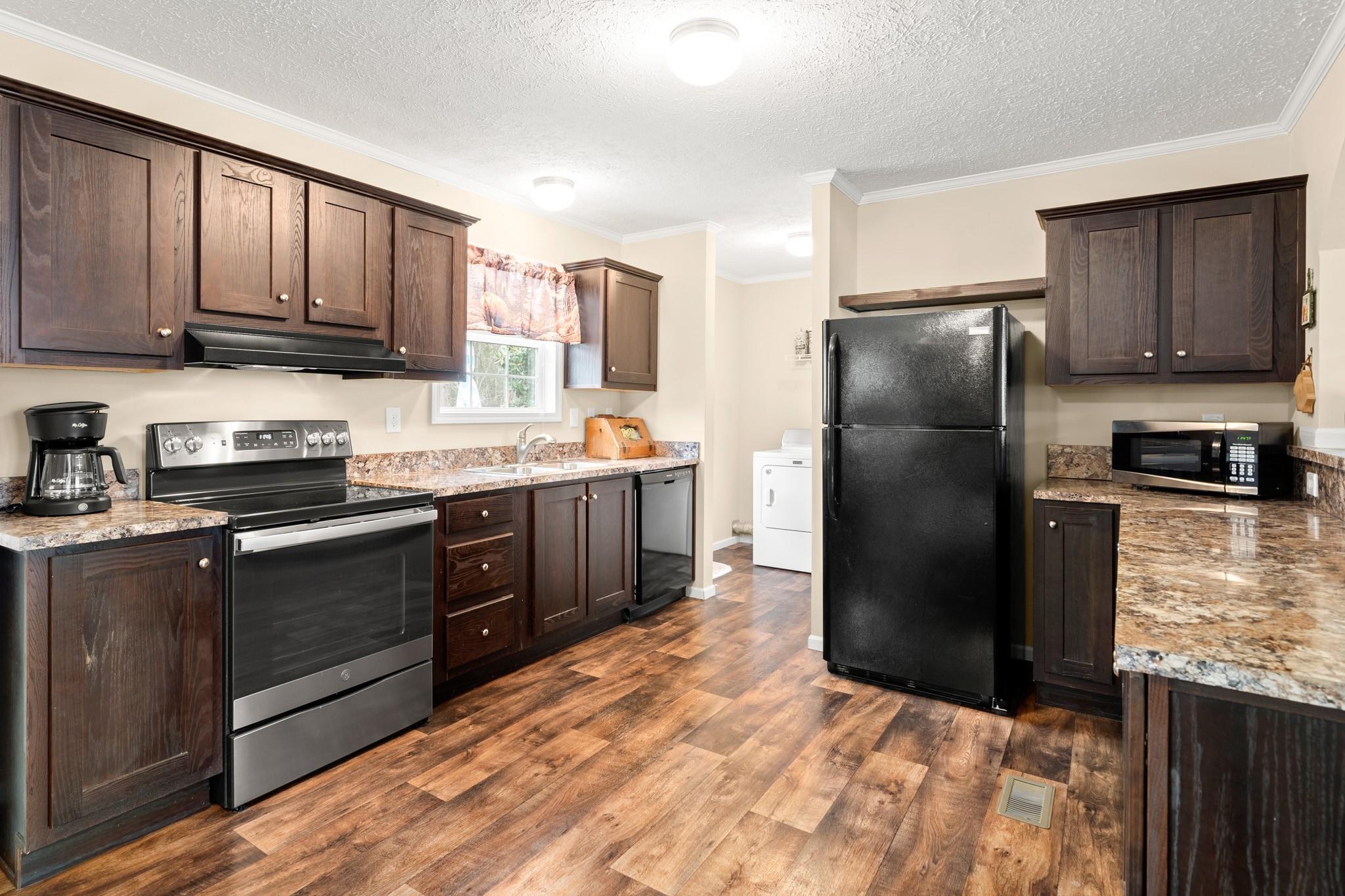 610 Mountain View Road Mars Hill, NC 28754 - Photo 10 of 29 Gallery Image 10