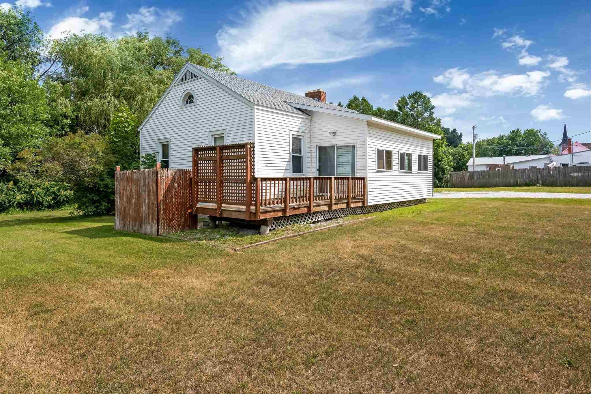 2982 Highway 7 Highgate, VT 05488 - Photo 3 of 32
