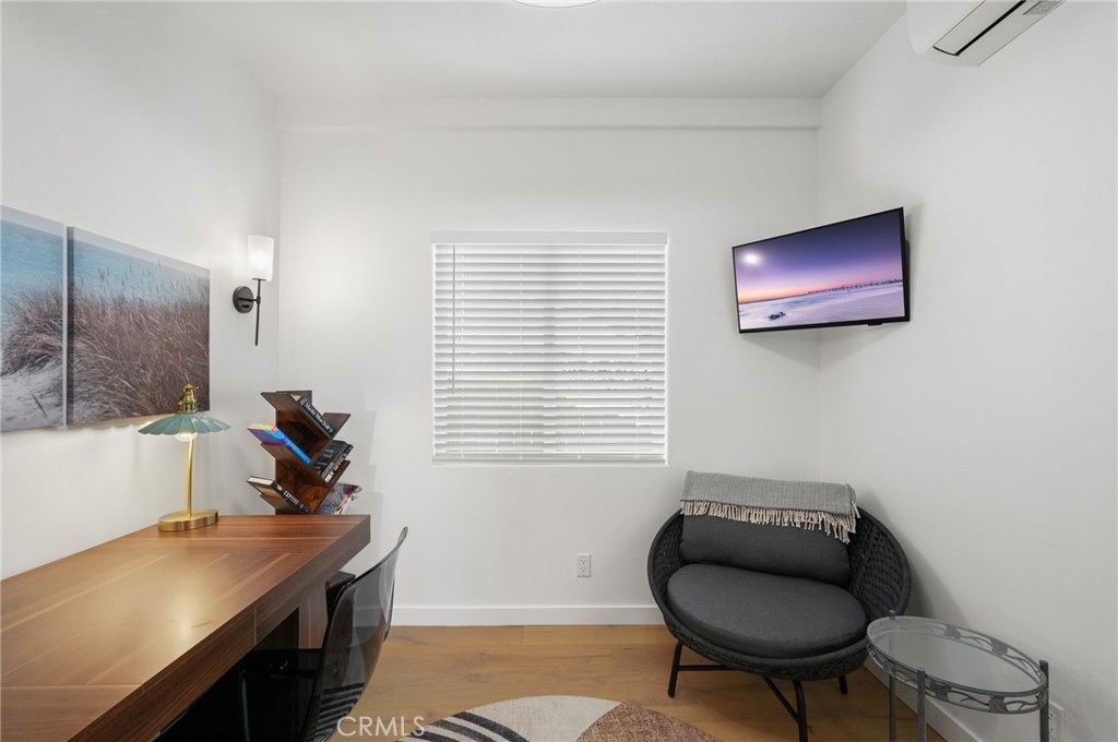 2258 Helios Drive Los Angeles, CA 90068 - Photo 11 of 27 a room with furniture and a window