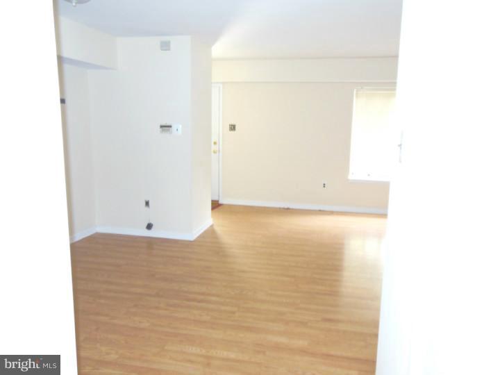 4 Chelsea Circle Clementon, NJ 08021 - Photo 5 of 14 Gallery Image 5