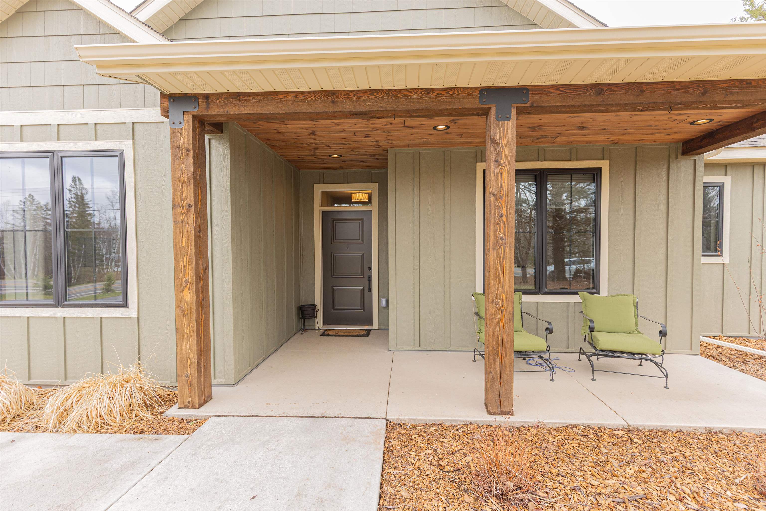 5175 West Arrowhead Road Hermantown, MN 55811 - Photo 3 of 32 Gallery Image 3