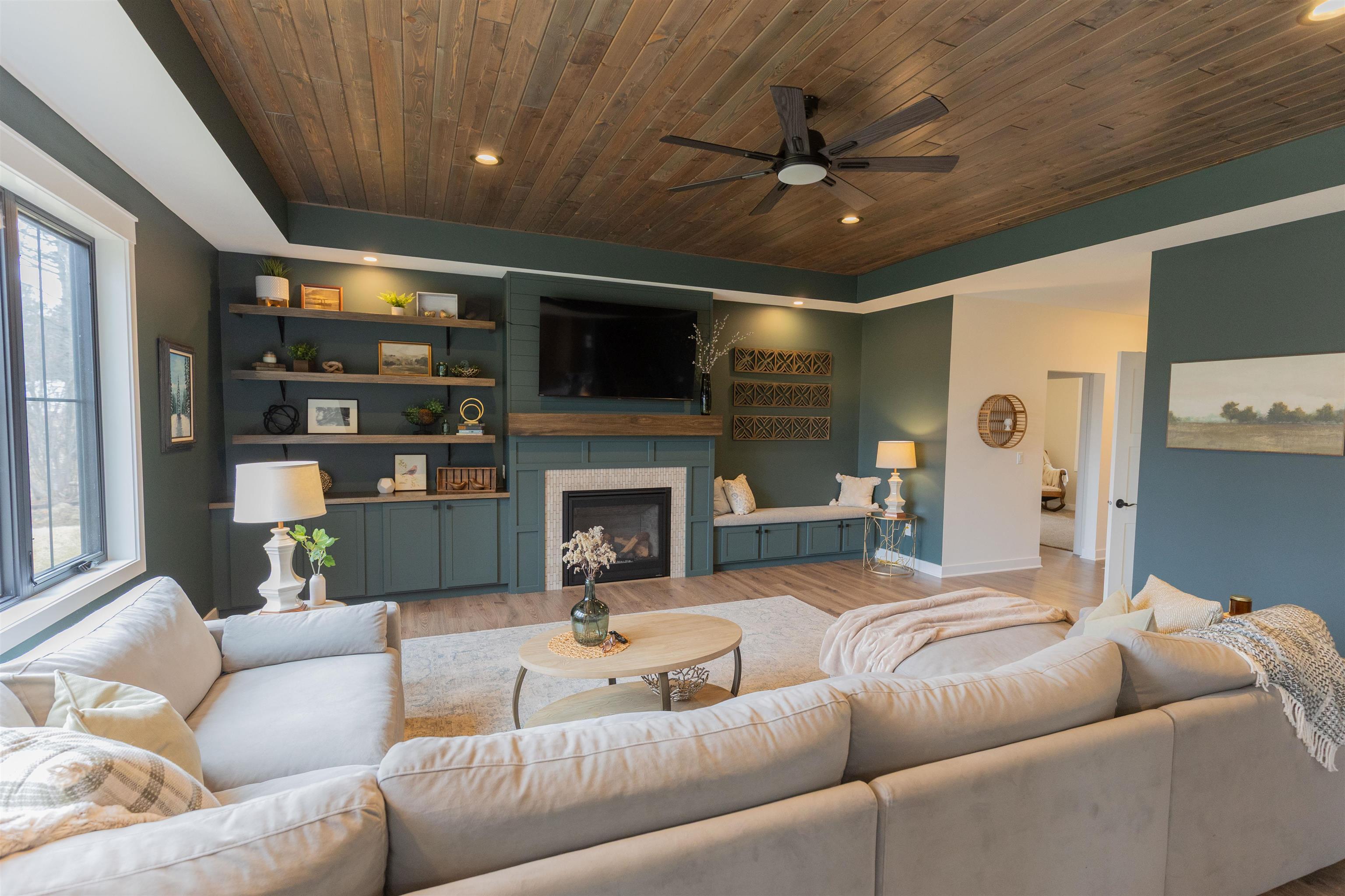 5175 West Arrowhead Road Hermantown, MN 55811 - Photo 7 of 32 Gallery Image 7