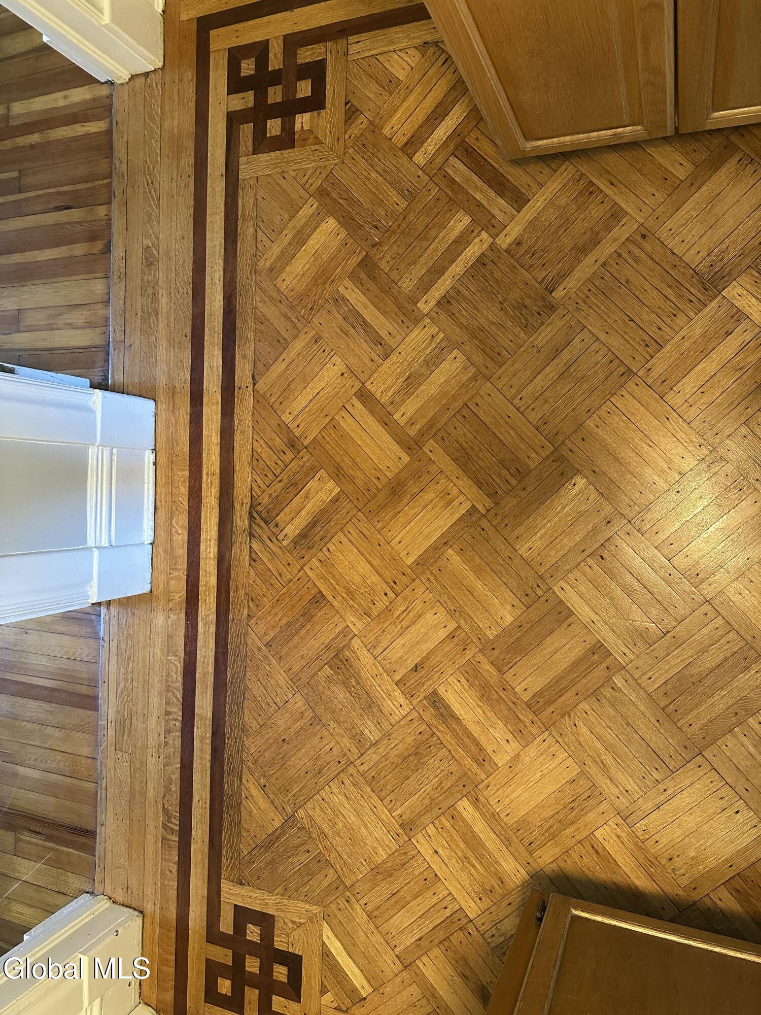 575 Western Avenue, Unit 4 Albany, NY 12203 - Photo 14 of 16 IMG_8001