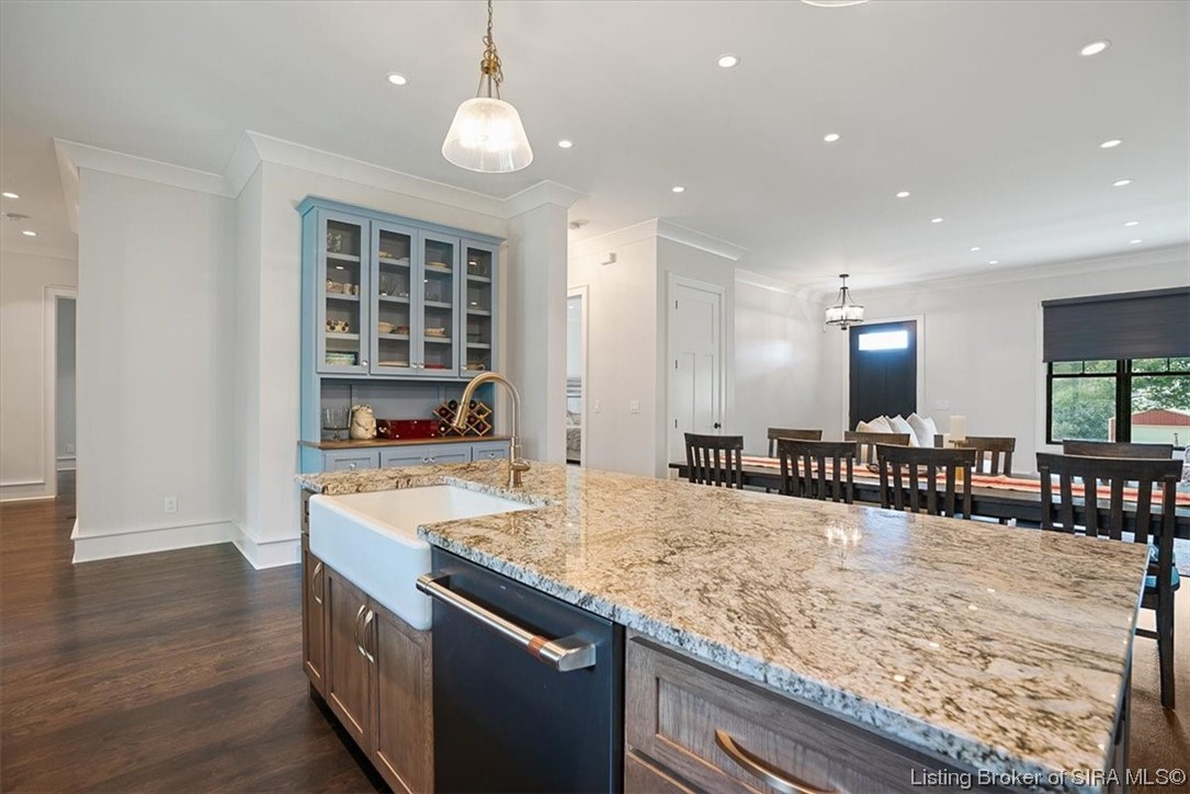 7498 Old Vincennes Road Floyds Knobs, IN 47119 - Photo 15 of 81