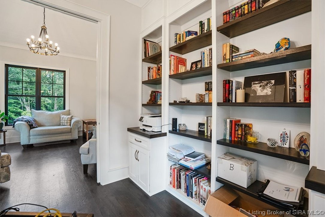 7498 Old Vincennes Road Floyds Knobs, IN 47119 - Photo 22 of 81