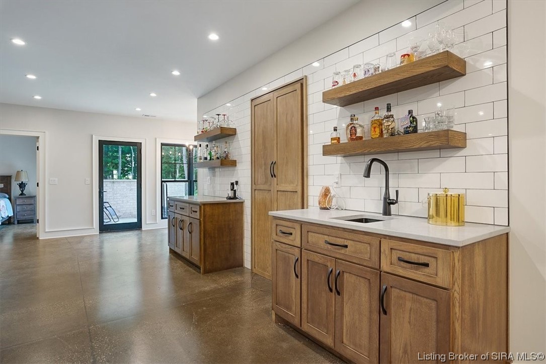 7498 Old Vincennes Road Floyds Knobs, IN 47119 - Photo 44 of 81