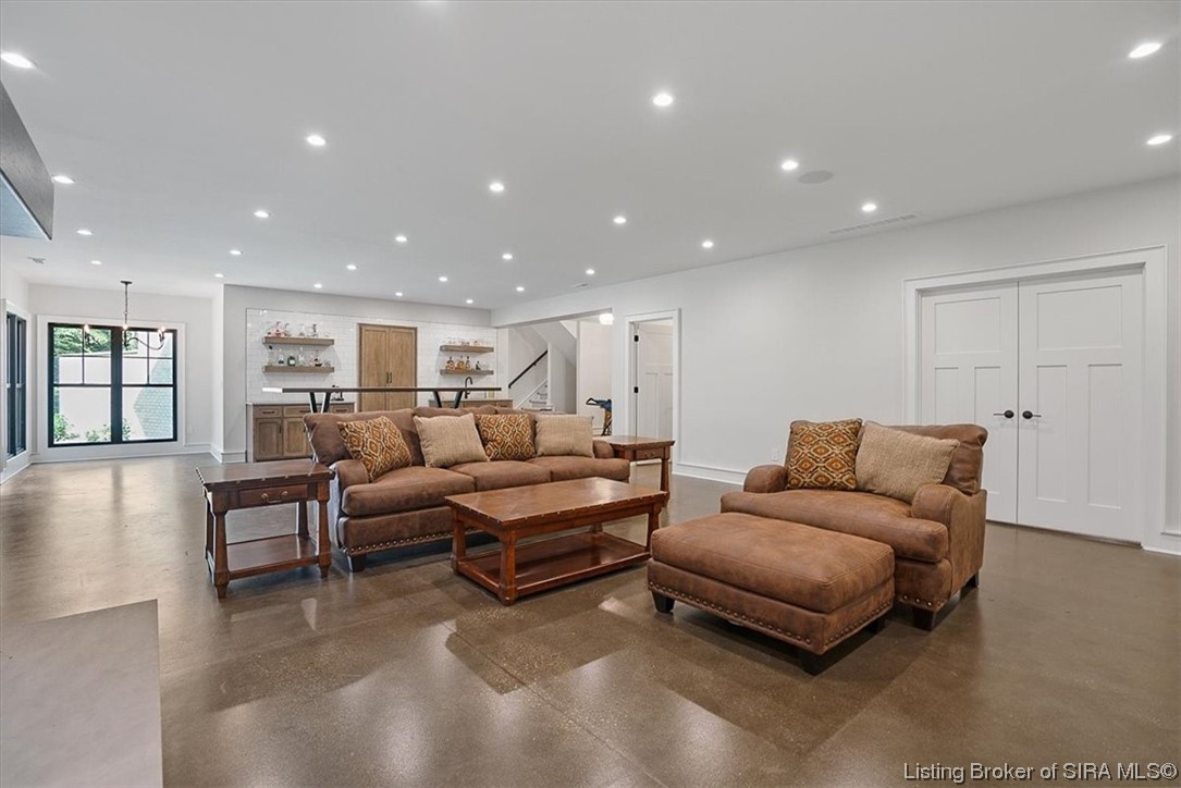 7498 Old Vincennes Road Floyds Knobs, IN 47119 - Photo 50 of 81