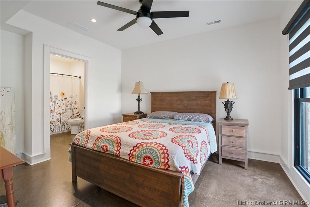 7498 Old Vincennes Road Floyds Knobs, IN 47119 - Photo 52 of 81