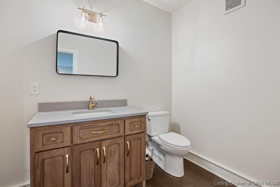 7498 Old Vincennes Road Floyds Knobs, IN 47119 - Photo 55 of 81