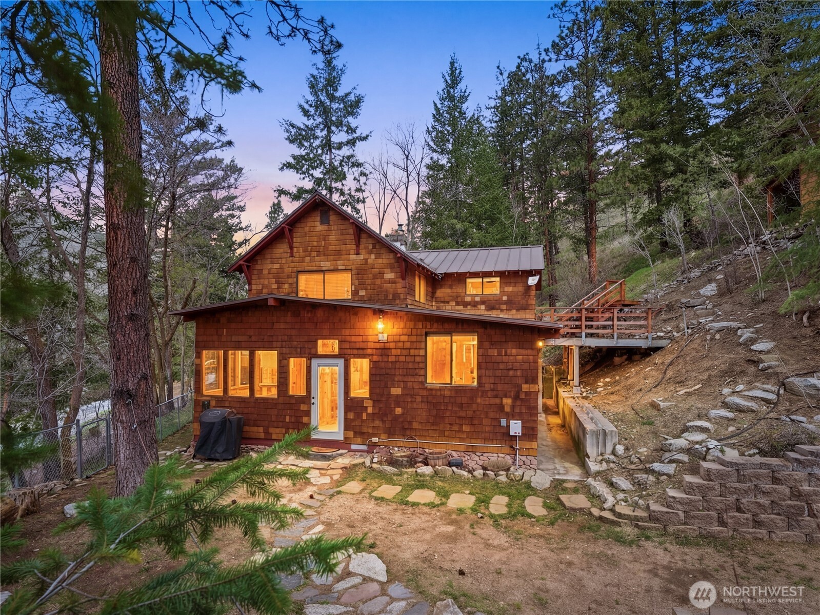 9606 Entiat River Road Entiat, WA 98822 - Photo 5 of 40