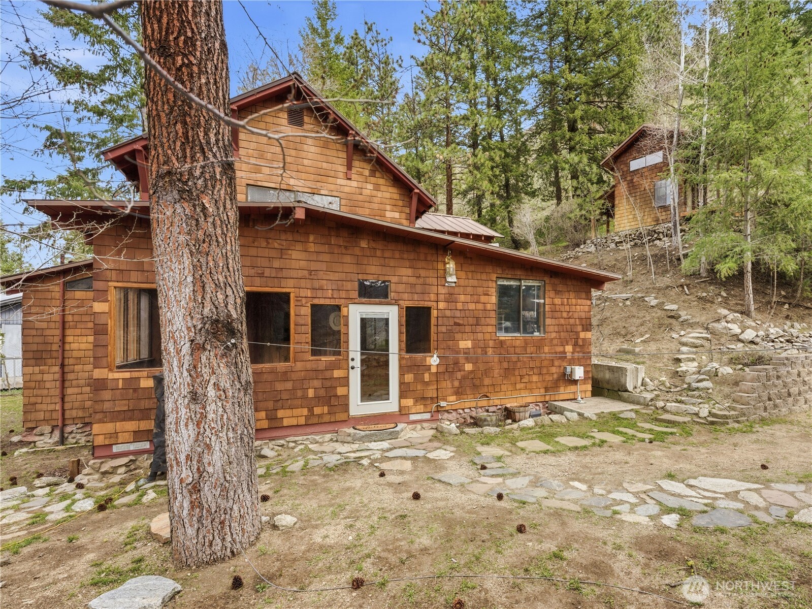 9606 Entiat River Road Entiat, WA 98822 - Photo 6 of 40