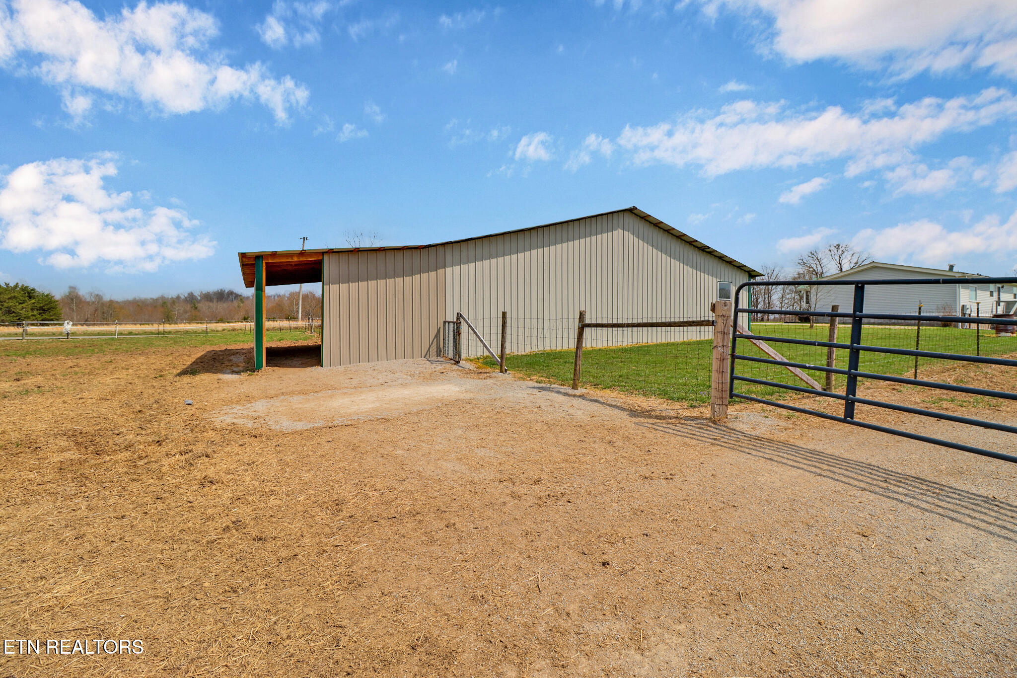 1978 Oloff Smith Road Allardt, TN 38504 - Photo 13 of 60 if1a6743-if1a6747