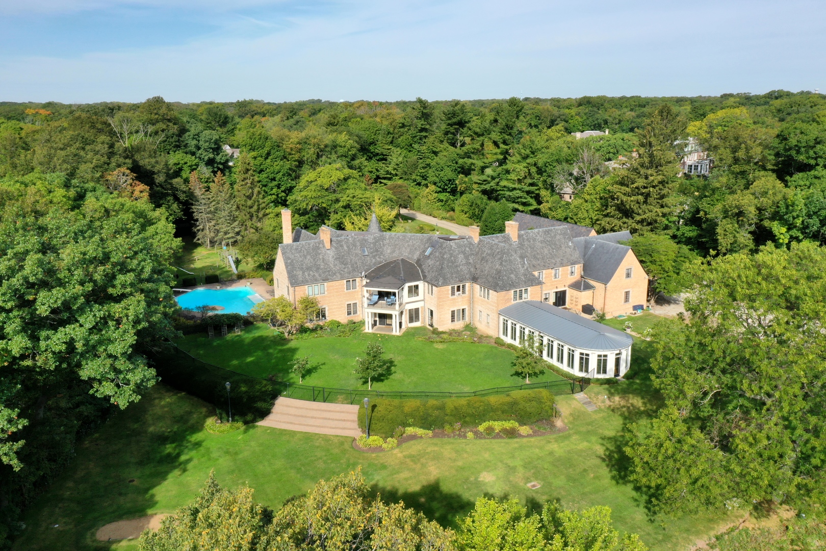 1 Moffett Road Lake Bluff, IL 60044 - Photo 5 of 93