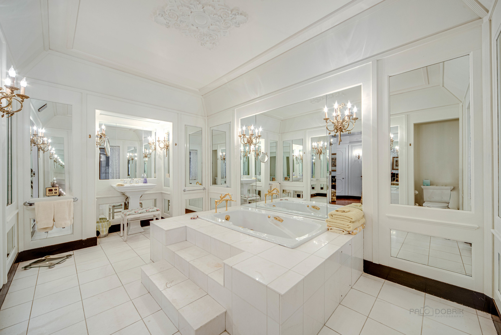 1 Moffett Road Lake Bluff, IL 60044 - Photo 81 of 93