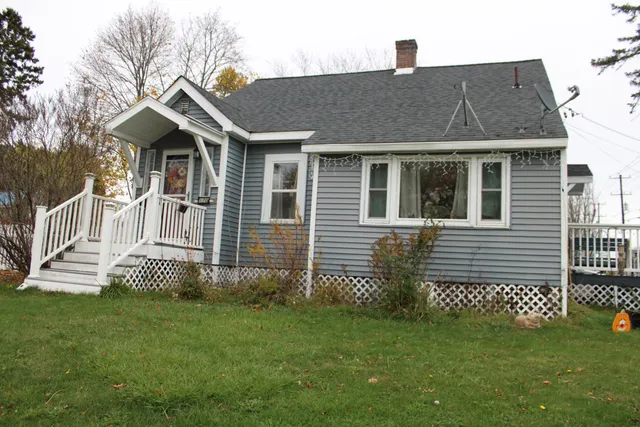 $239,900 | 170 State Street, Brewer, ME 04412