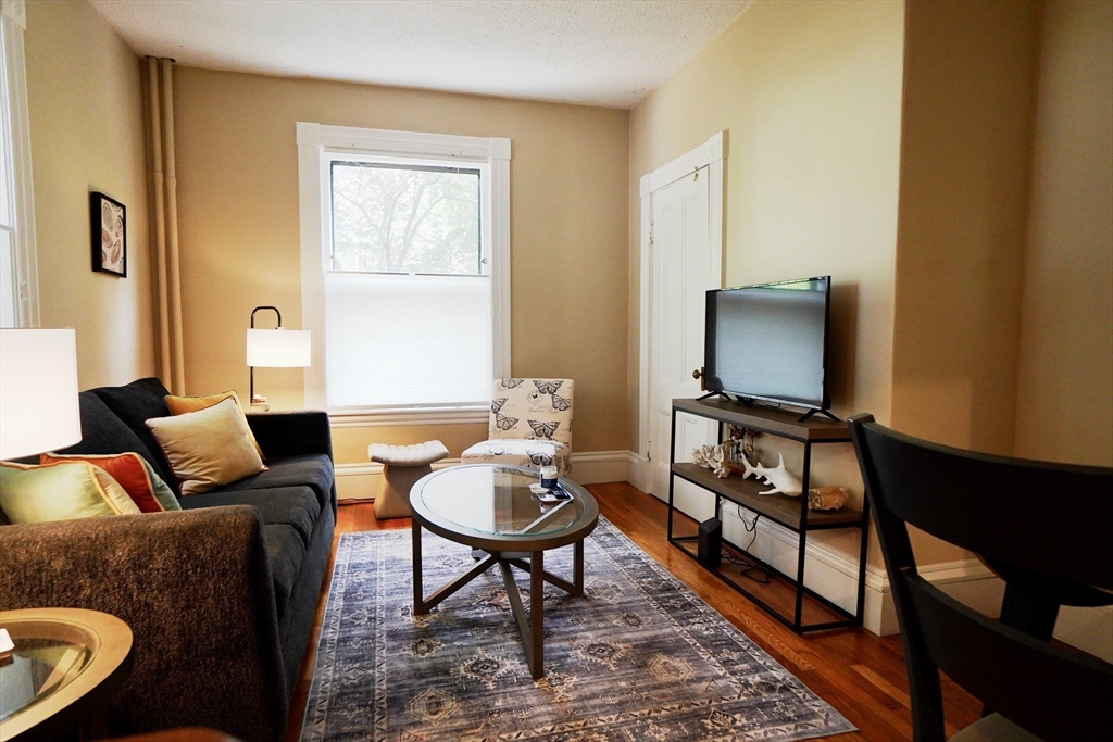 83 Pleasant Street, Unit 3 Marblehead, MA 01945 - Photo 3 of 7