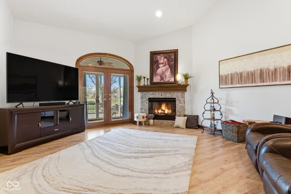 $274,900 | 5317 Carnoustie Circle, Avon, IN 46123