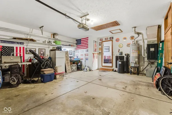 $274,900 | 5317 Carnoustie Circle, Avon, IN 46123