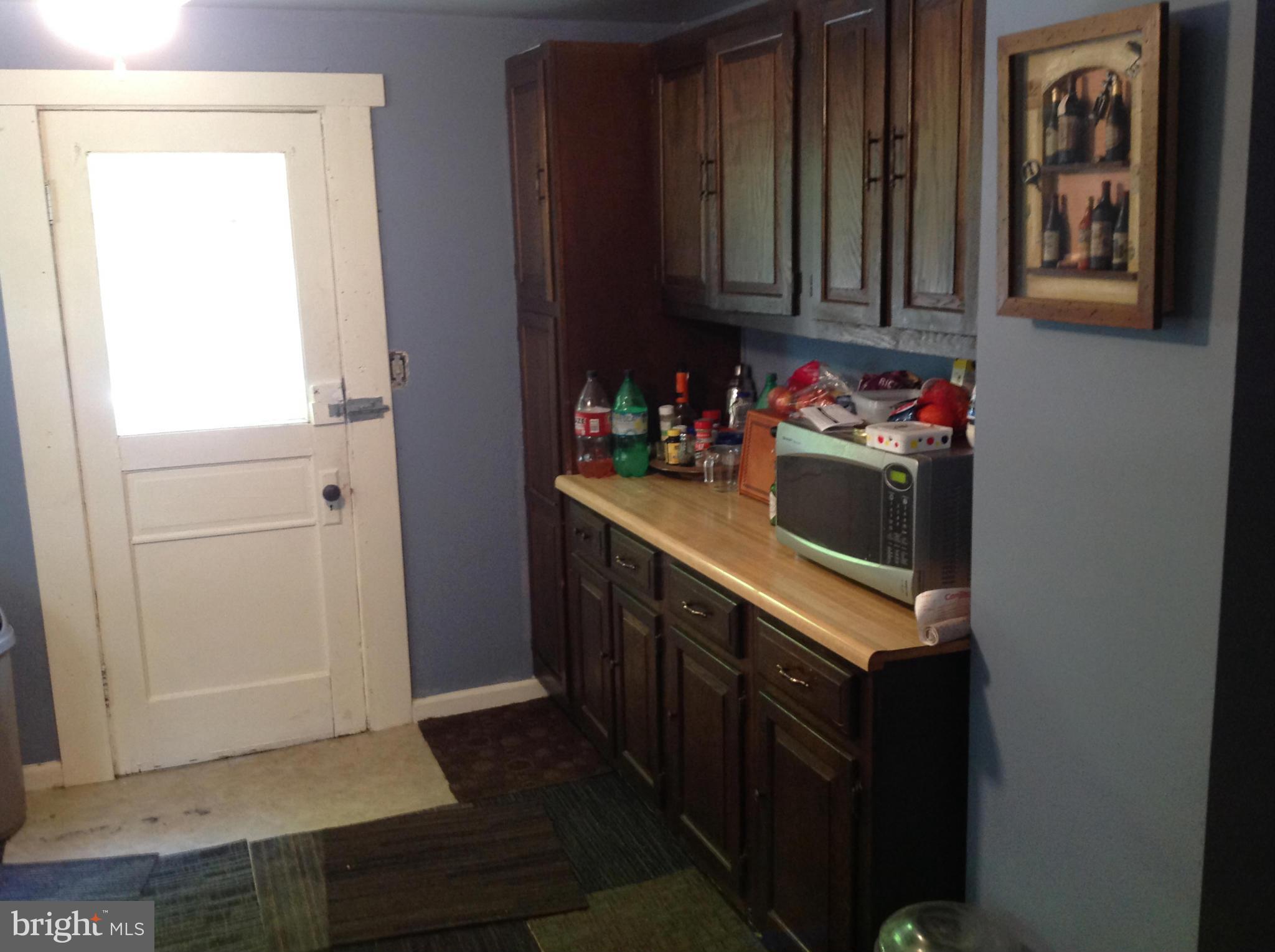 5571 Waterloo Road Ellicott City, MD 21043 - Photo 20 of 30 Kitchen