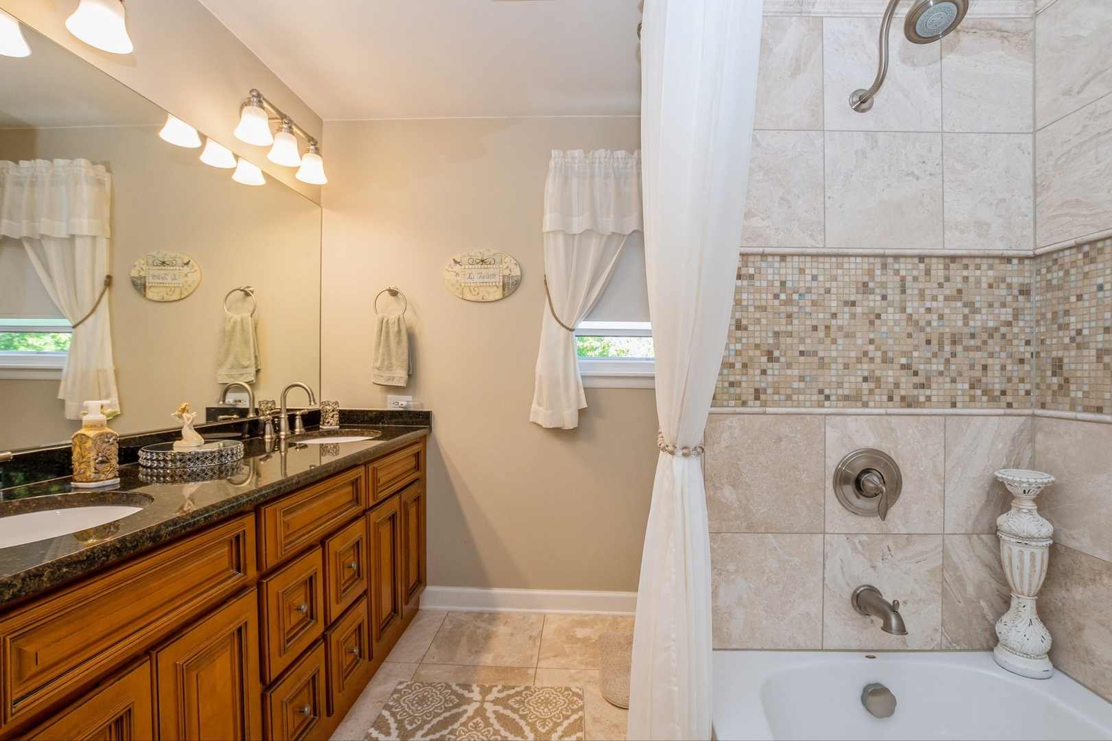 9044 Beechnut Road Hickory Hills, IL 60457 - Photo 8 of 17 Gallery Image 8