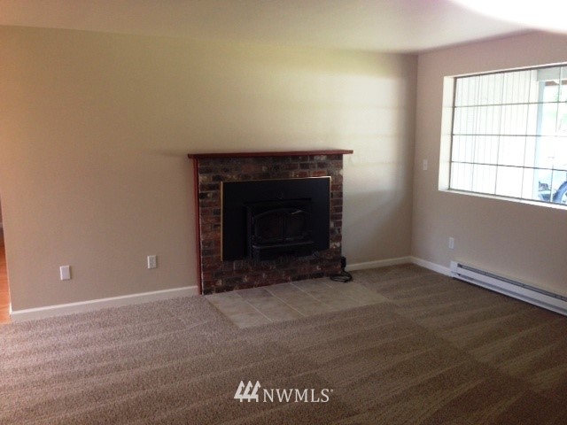 10831 Southeast 164th Street Renton, WA 98055 - Photo 5 of 8