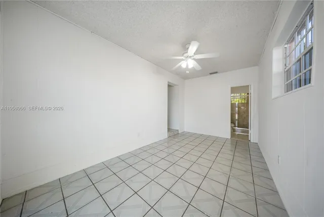 $1,500 | 20120 Southwest 112th Court, Unit B, Miami, FL 33189