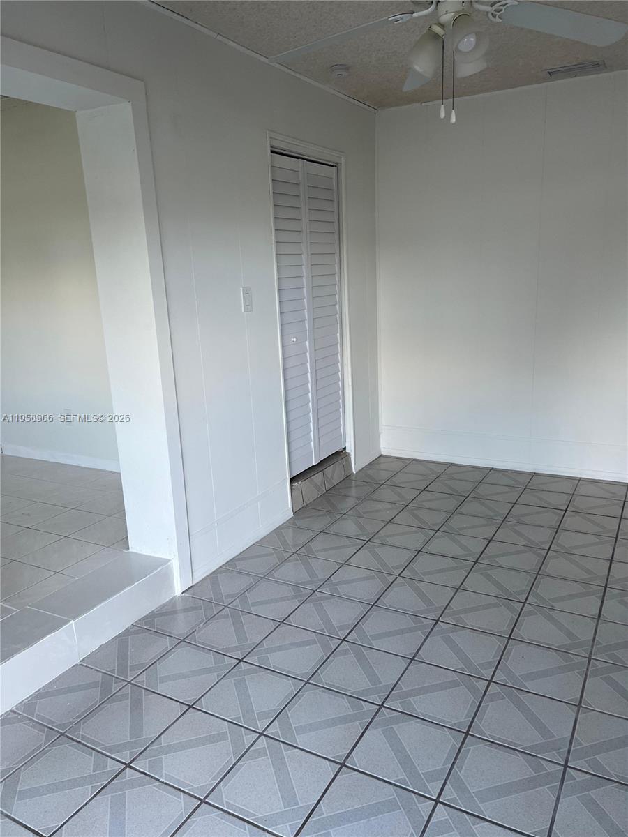 20120 Southwest 112th Court, Unit B Miami, FL 33189 - Photo 8 of 10