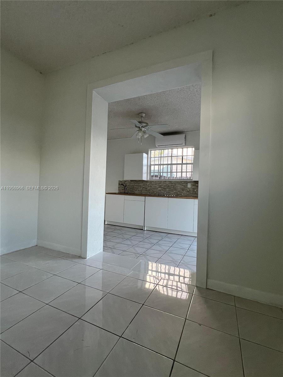 20120 Southwest 112th Court, Unit B Miami, FL 33189 - Photo 9 of 10