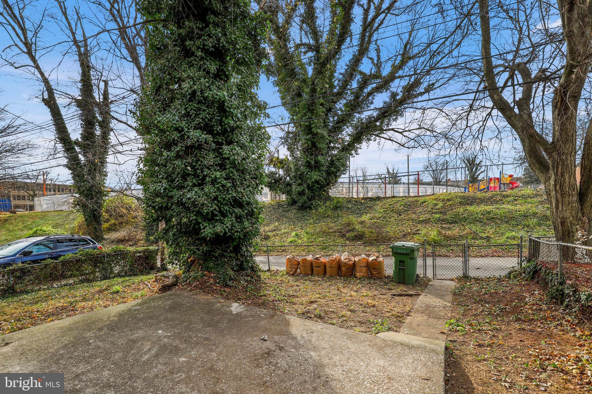 1615 Pentwood Road Baltimore, MD 21239 - Photo 30 of 35 Gallery Image 30