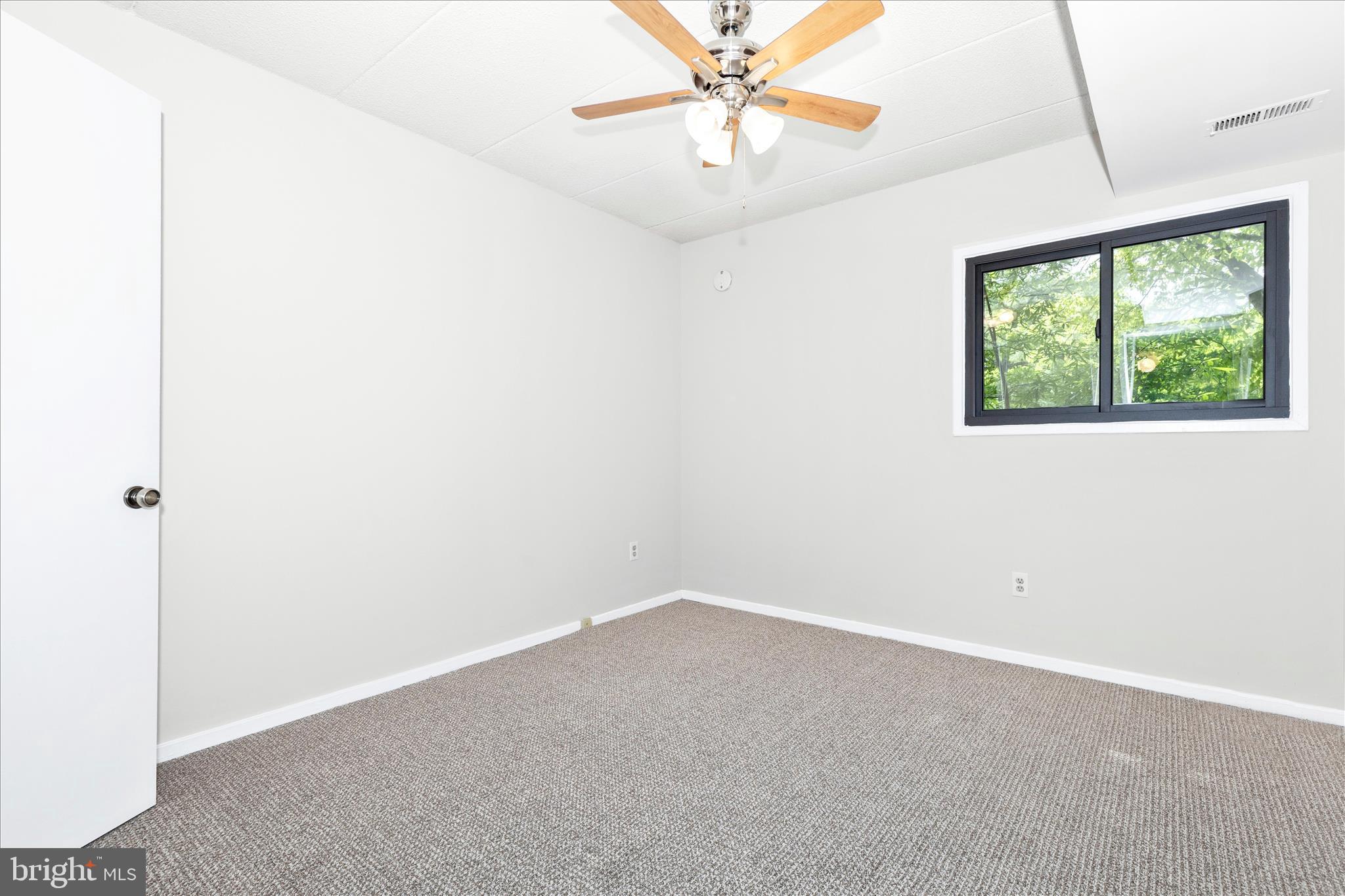 5713 Harpers Farm Road, Unit C Columbia, MD 21044 - Photo 30 of 42 Bedroom 2