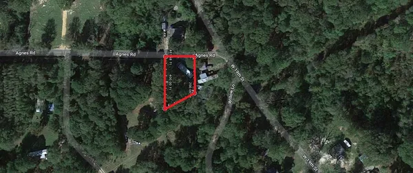 a view of a house and a street view