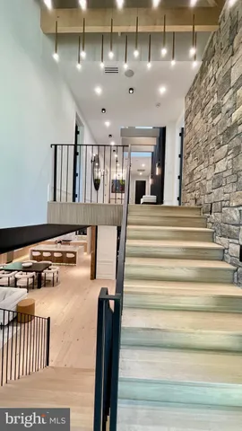 $5,600,000 | 1441 Woodacre Drive, McLean, VA 22101