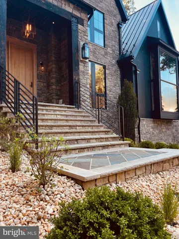 $5,600,000 | 1441 Woodacre Drive, McLean, VA 22101