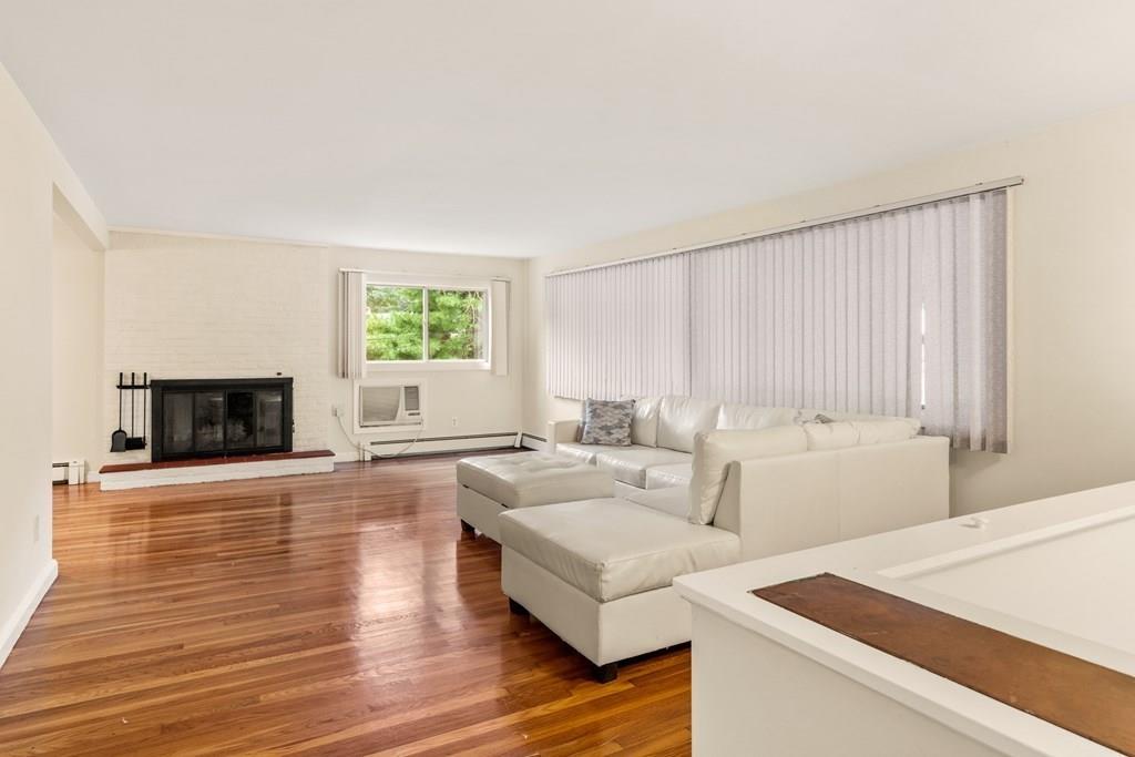 60 Blake Street Needham, MA 02492 - Photo 3 of 21