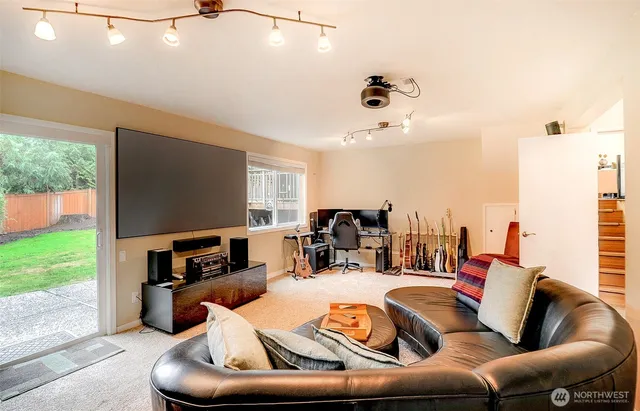 $1,852,000 | 2212 186th Avenue Northeast, Redmond, WA 98052