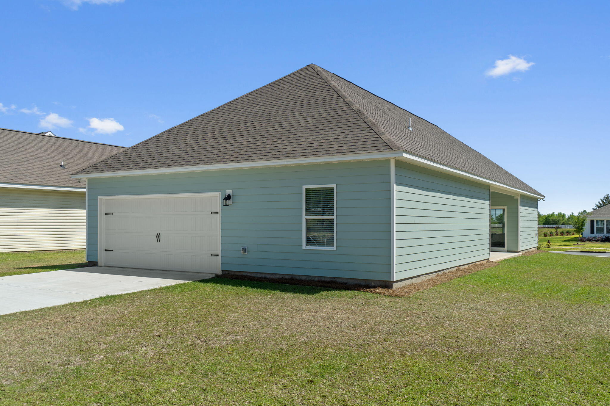 15 Bluebeech Street Freeport, FL 32439 - Photo 31 of 37 32-web-or-mls-FinalExterior-3