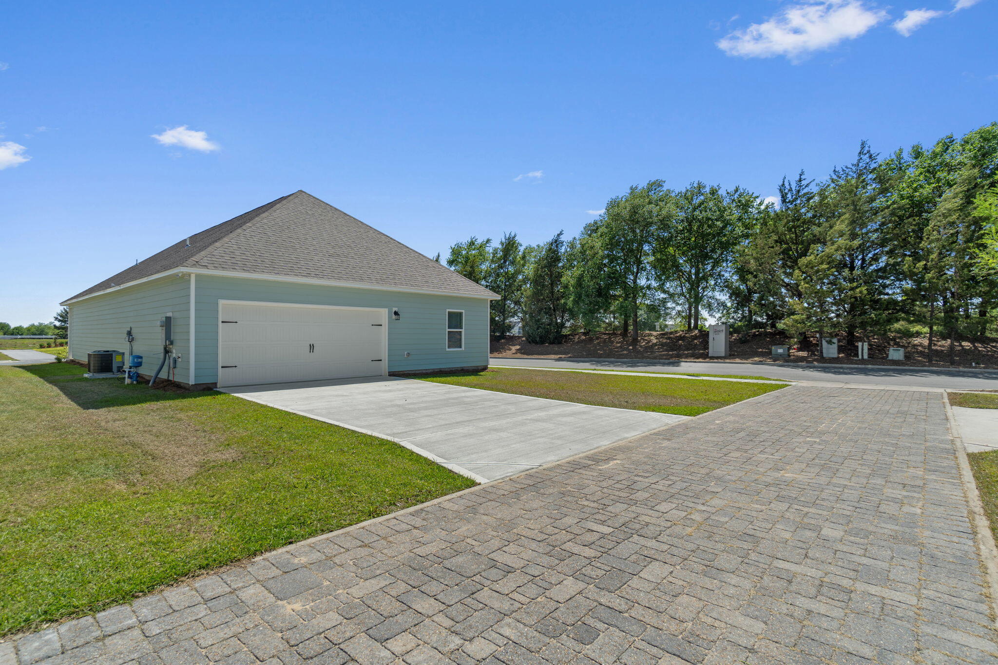 15 Bluebeech Street Freeport, FL 32439 - Photo 32 of 37 33-web-or-mls-FinalExterior-4