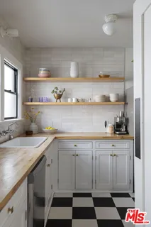 $599,000 | 4626 Franklin Avenue, Unit 1/2, Los Angeles, CA 90027